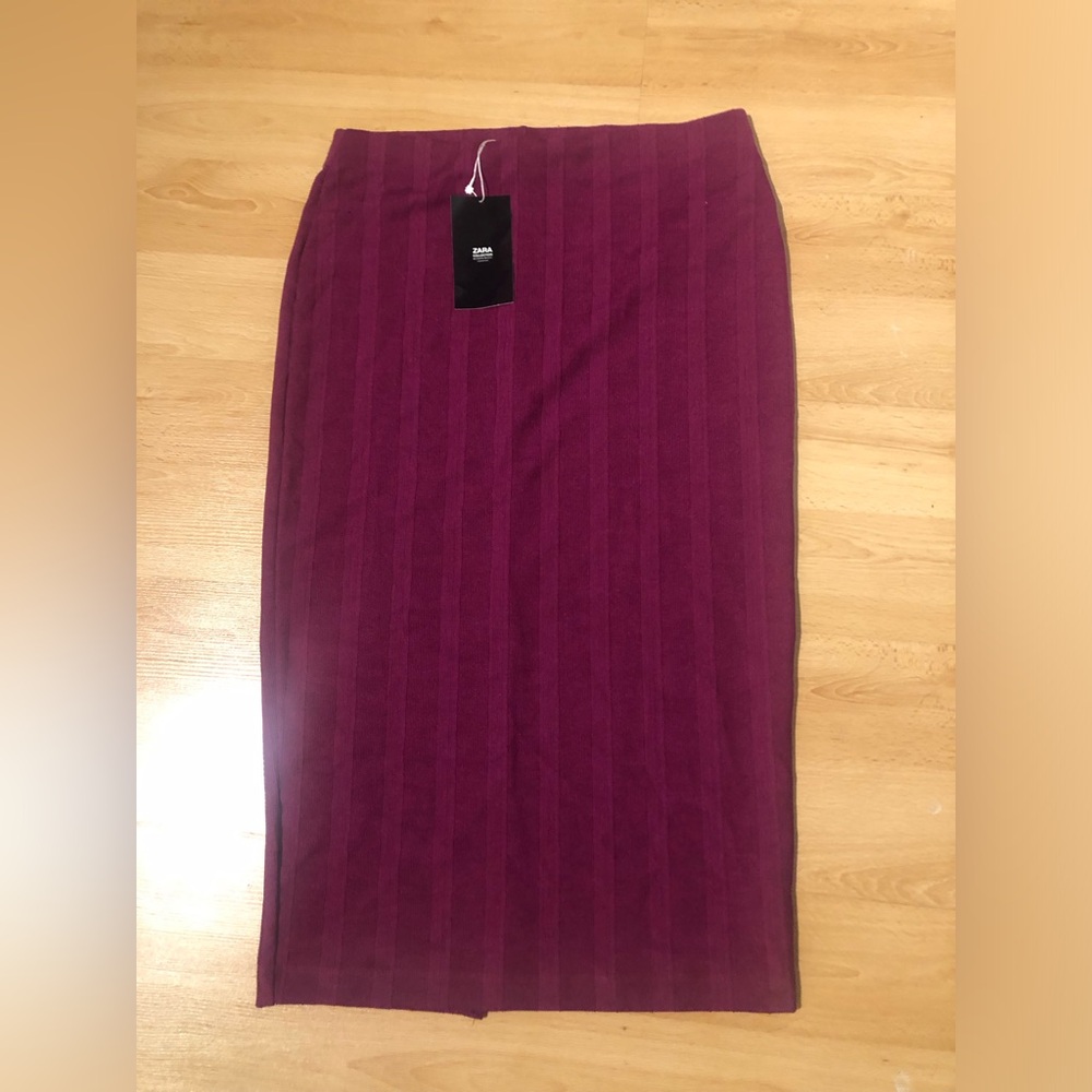 ZARA- MIDI pencil skirt- Sz M